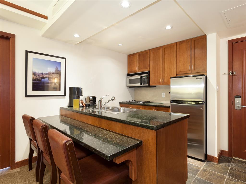 #6613 – 4299 Blackcomb Way