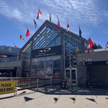 #901 – 4293 Mountain Square