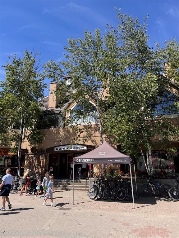 #901 – 4293 Mountain Square