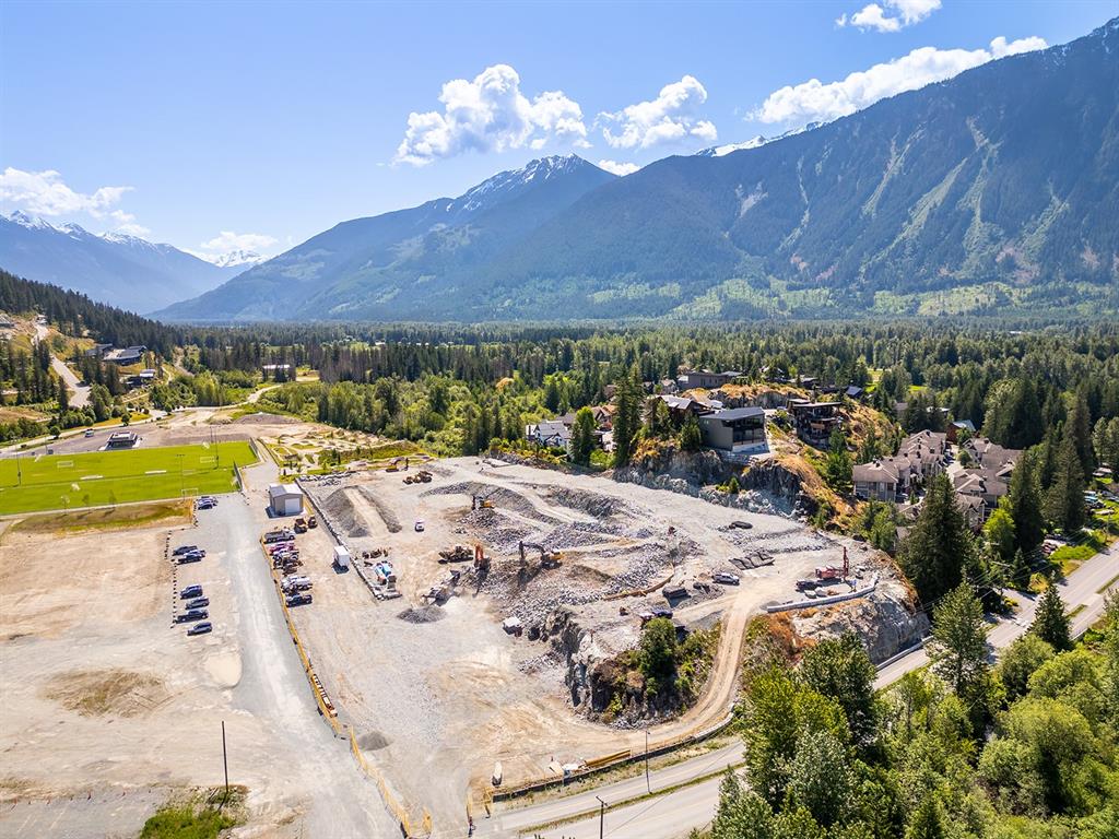 #6 – 7362 Pemberton Farm Road East