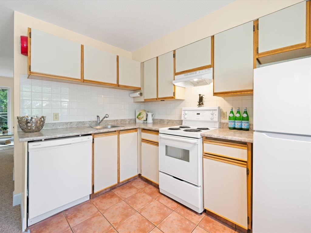 #26 – 2211 Marmot Place