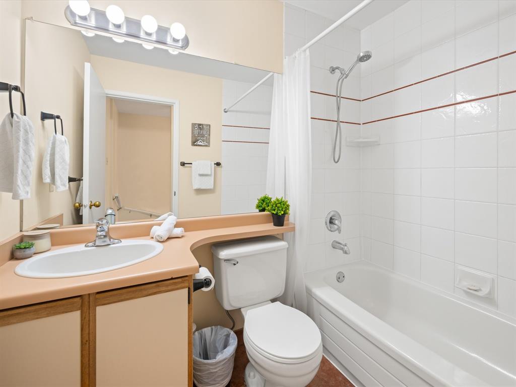 #26 – 2211 Marmot Place