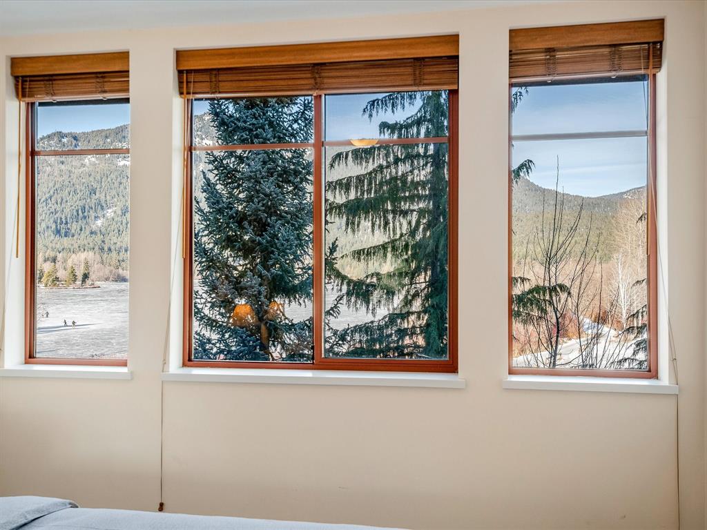 #207 – 8080 Nicklaus North Boulevard