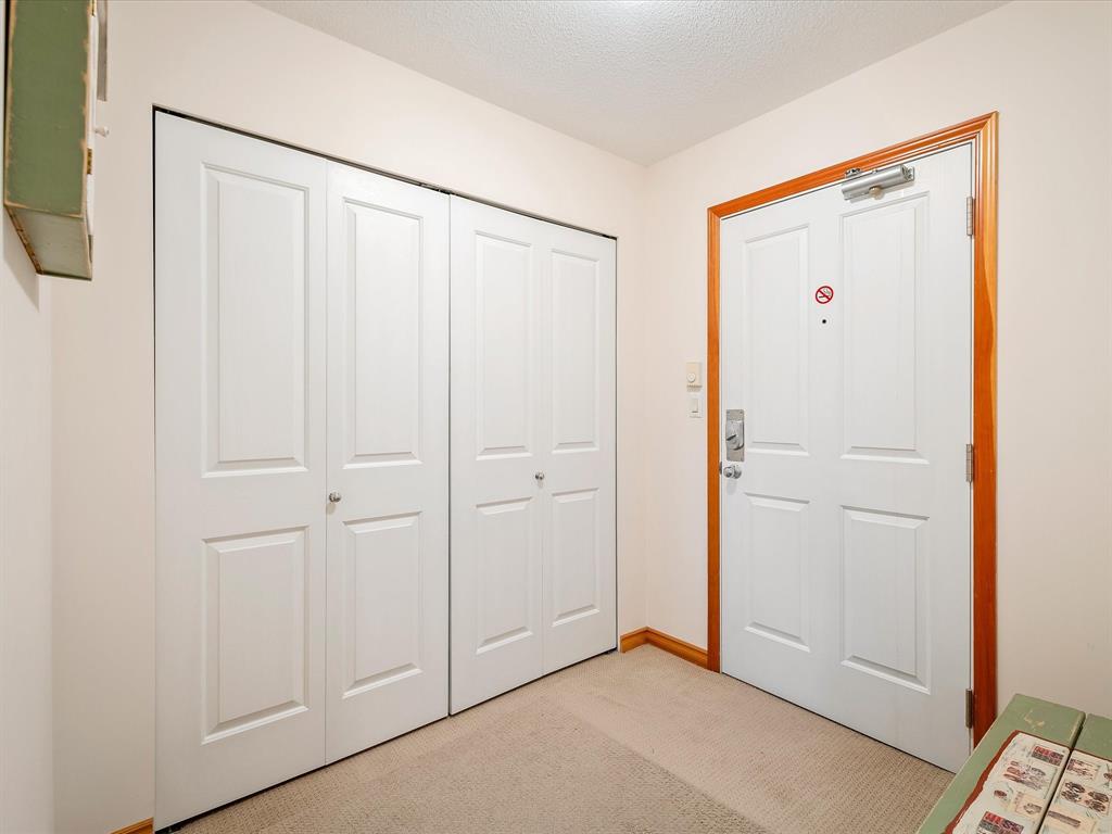 #207 – 8080 Nicklaus North Boulevard