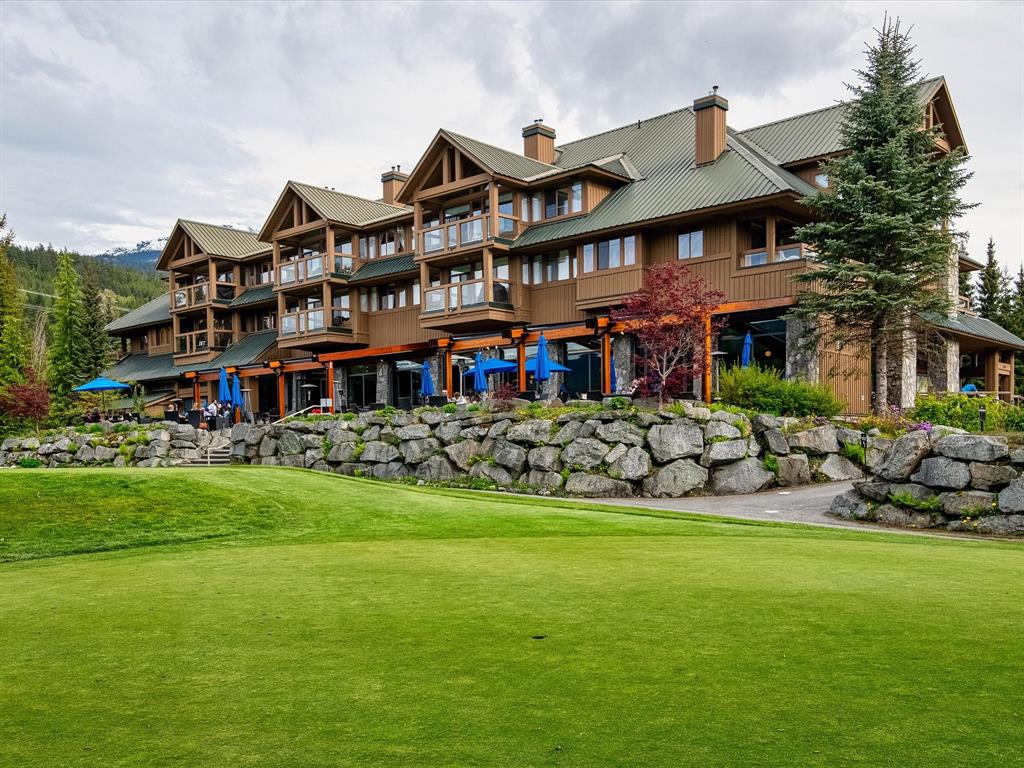 #207 – 8080 Nicklaus North Boulevard