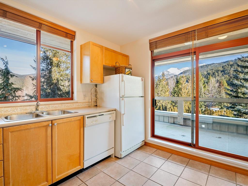 #207 – 8080 Nicklaus North Boulevard