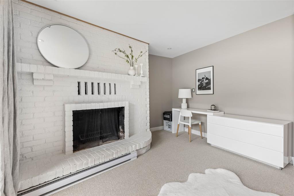 9249 Lakeshore Drive