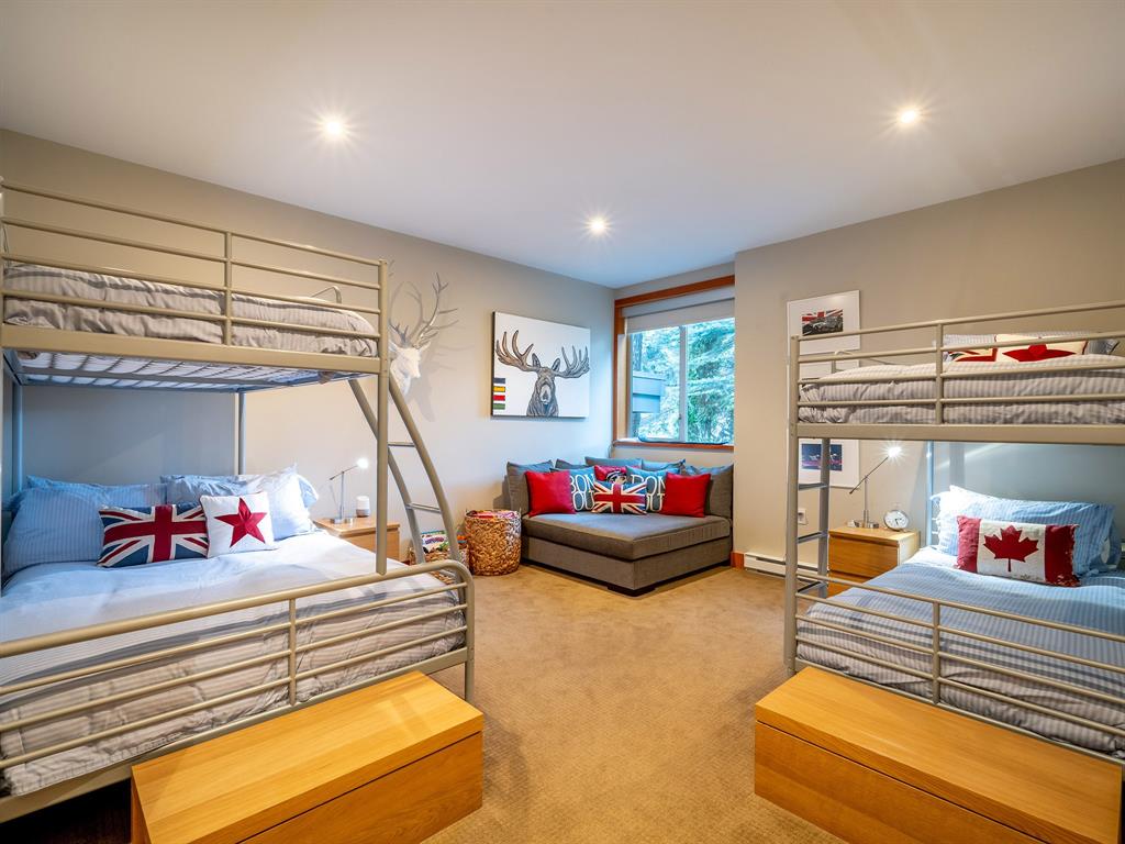 1530 Spring Creek Drive