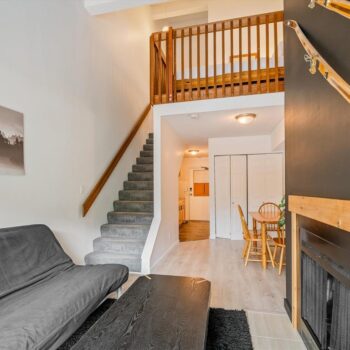 #307 – 2021 Karen Crescent