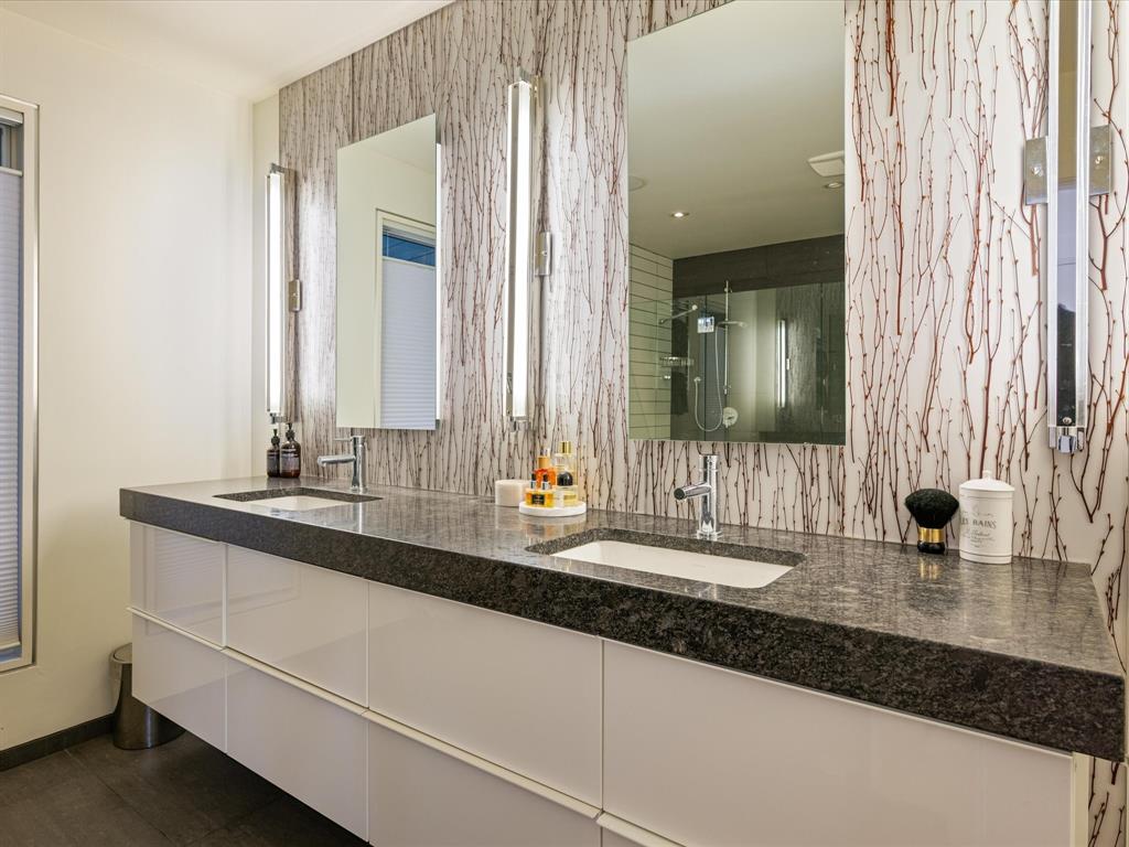 8476 Matterhorn Drive