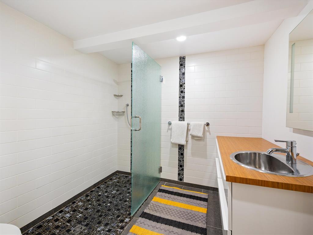 8476 Matterhorn Drive