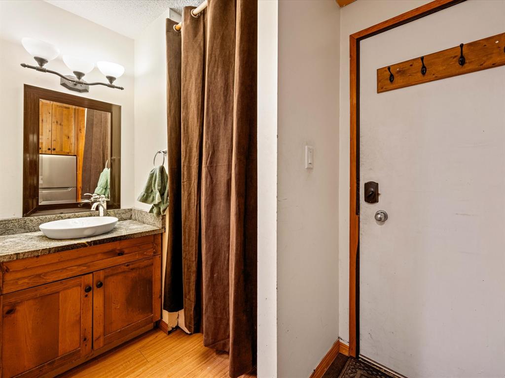 #108 – 6850 Crabapple Drive