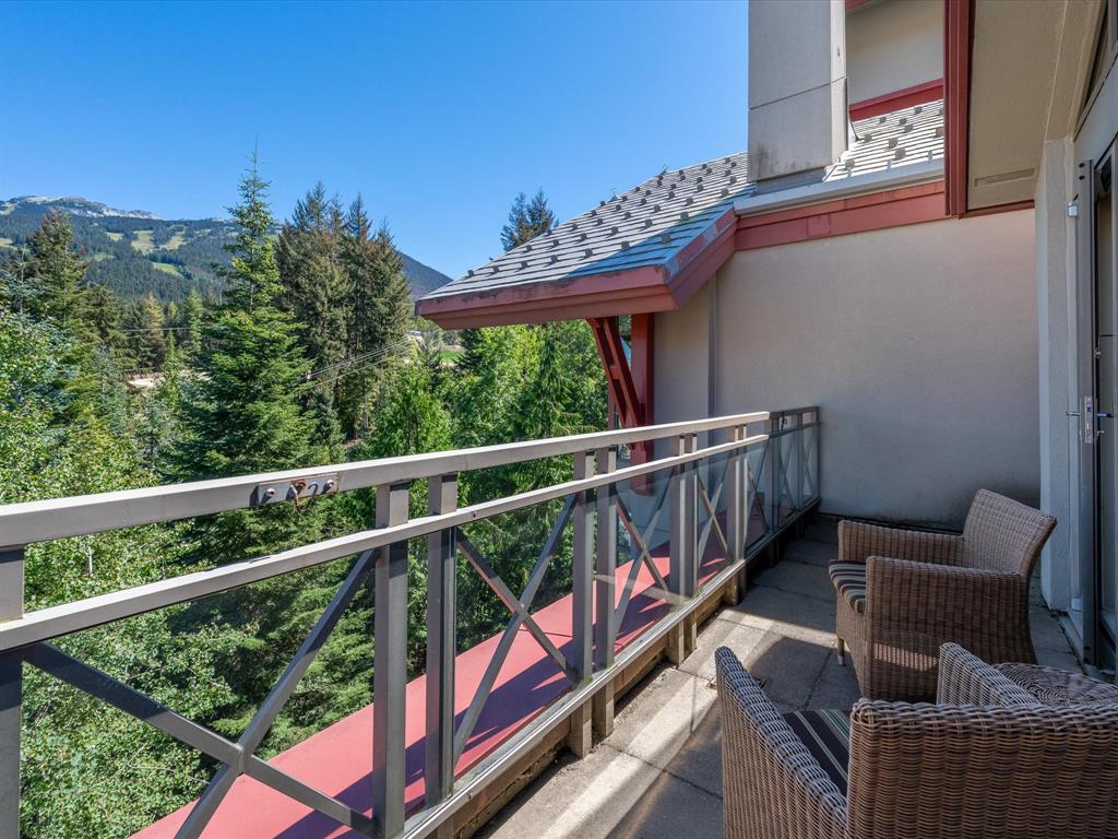 #904 – 4090 Whistler Way