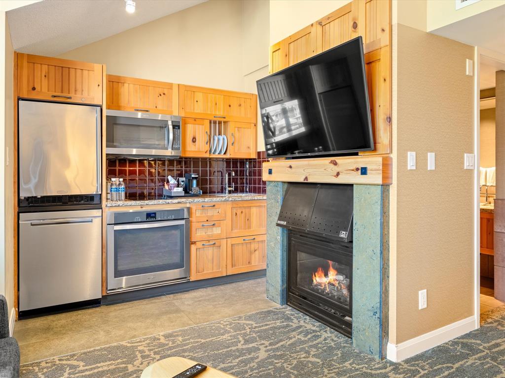 #904 – 4090 Whistler Way