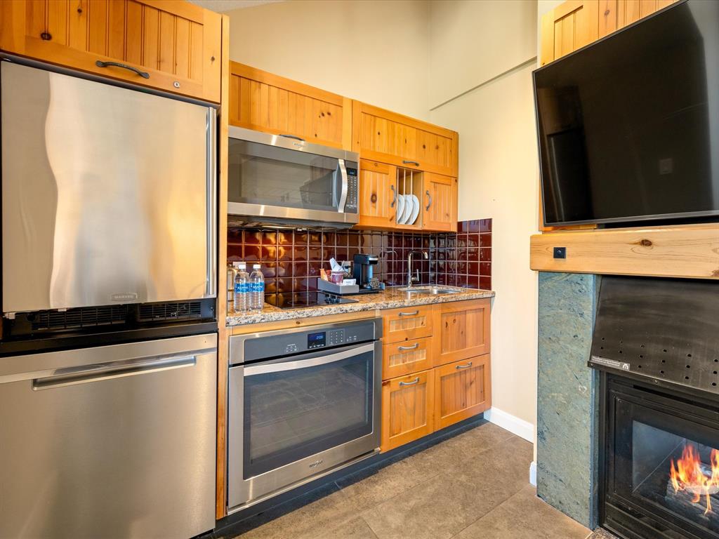 #904 – 4090 Whistler Way