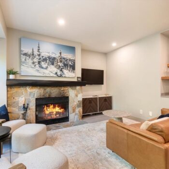 #33 – 4652 Blackcomb Way