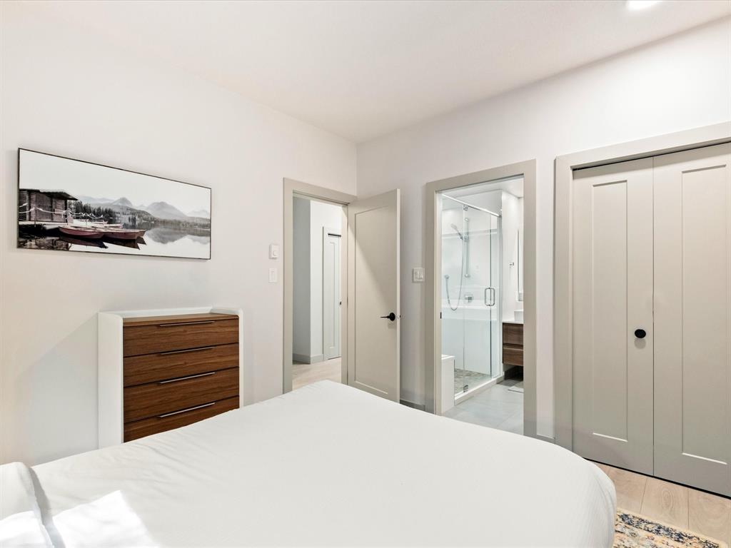 #33 – 4652 Blackcomb Way