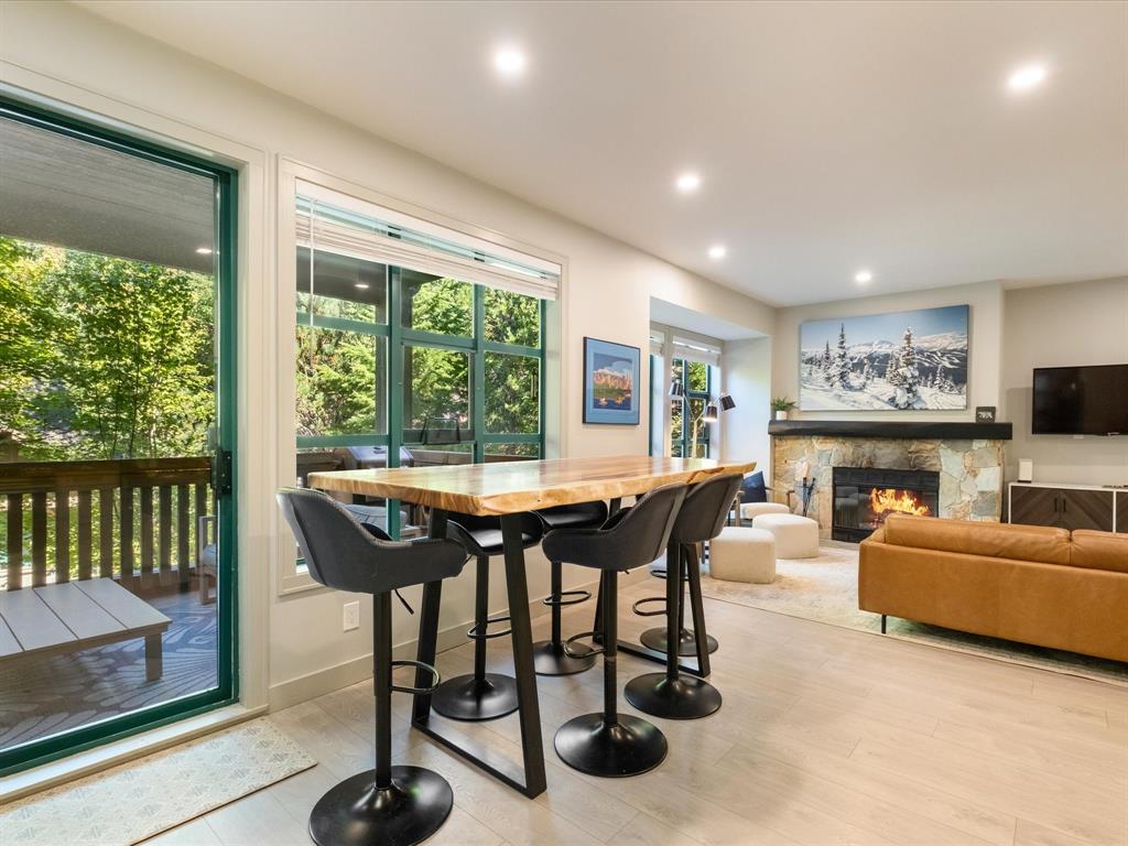 #33 – 4652 Blackcomb Way