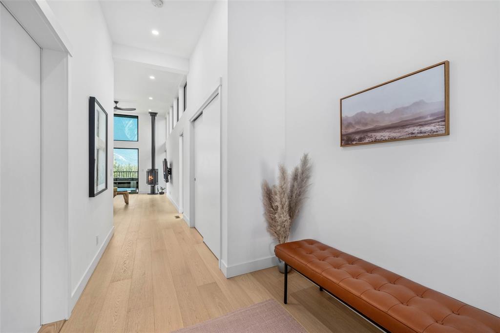 #7 – 4000 Sunstone Way