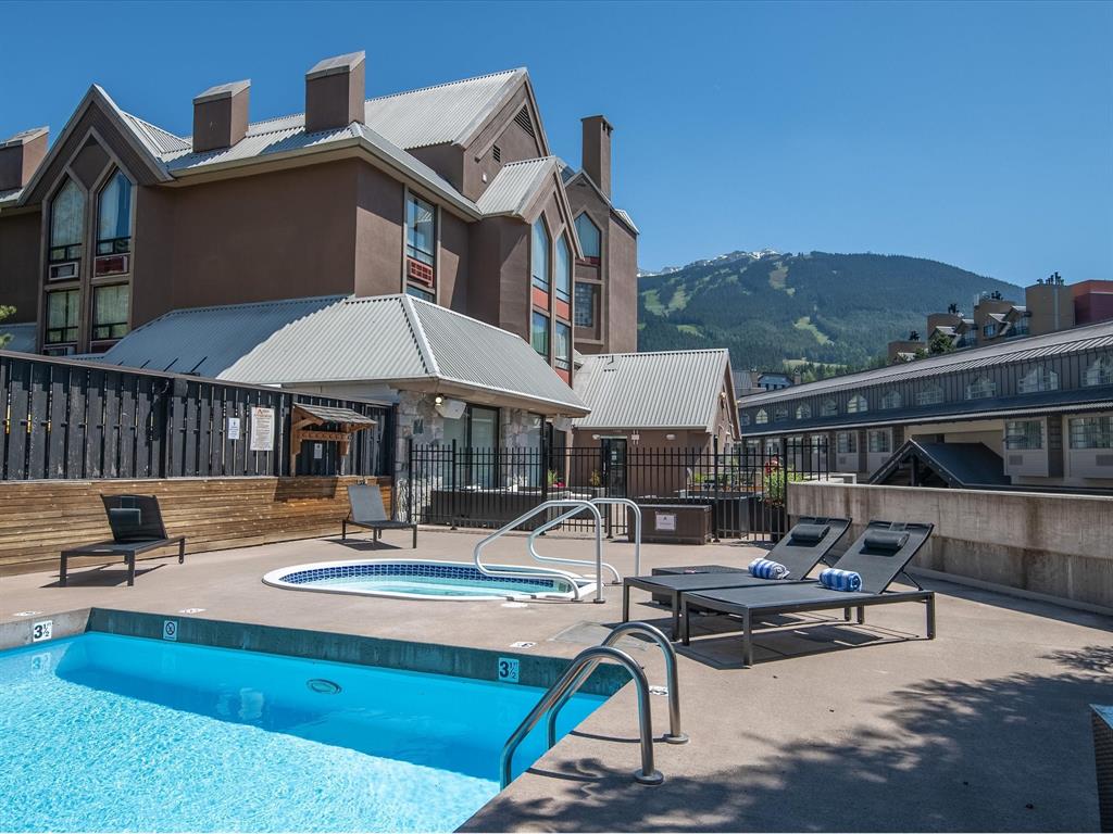 #307 – 4122 Village Green Way