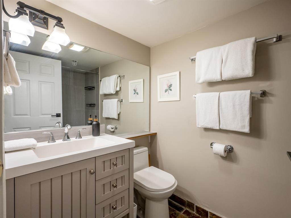 #347 – 4340 Lorimer Road