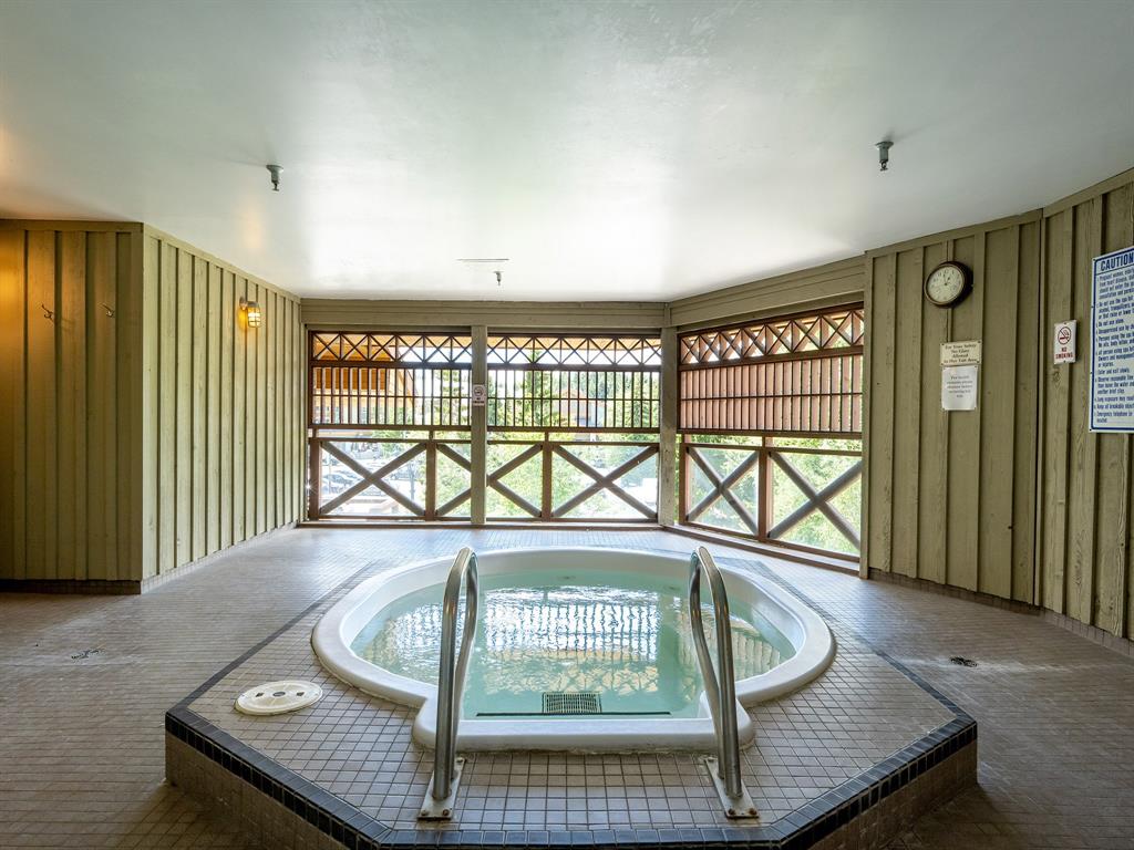 #347 – 4340 Lorimer Road