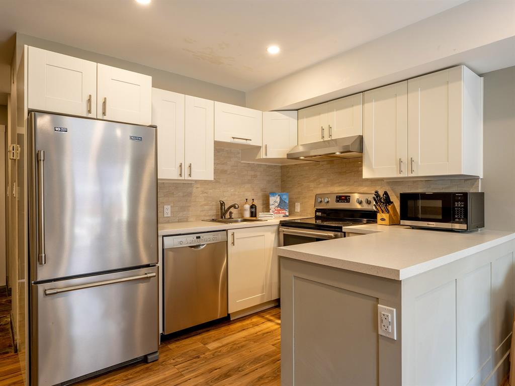 #347 – 4340 Lorimer Road