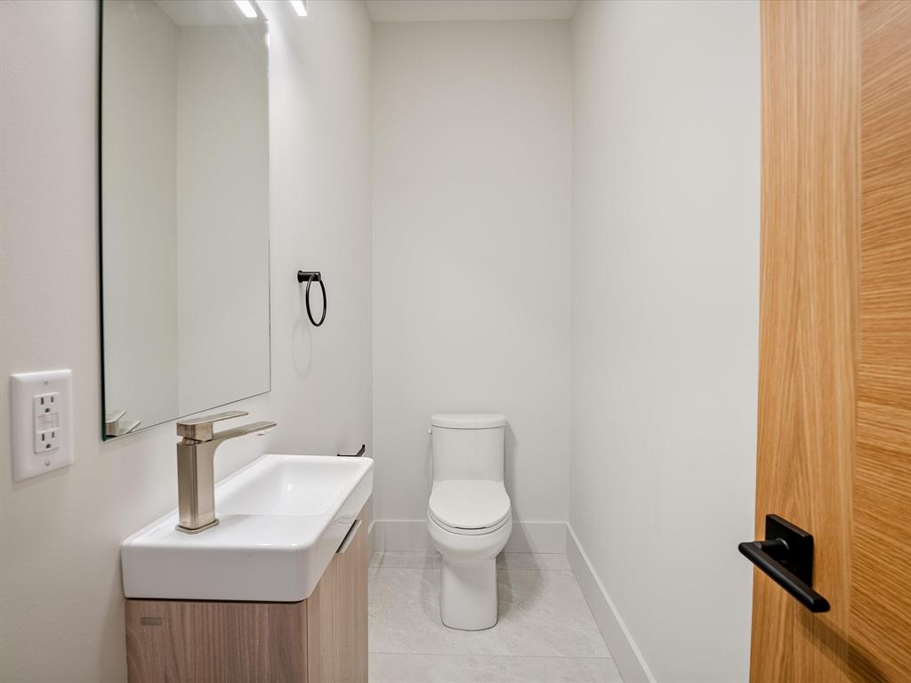 1710 River Run Place