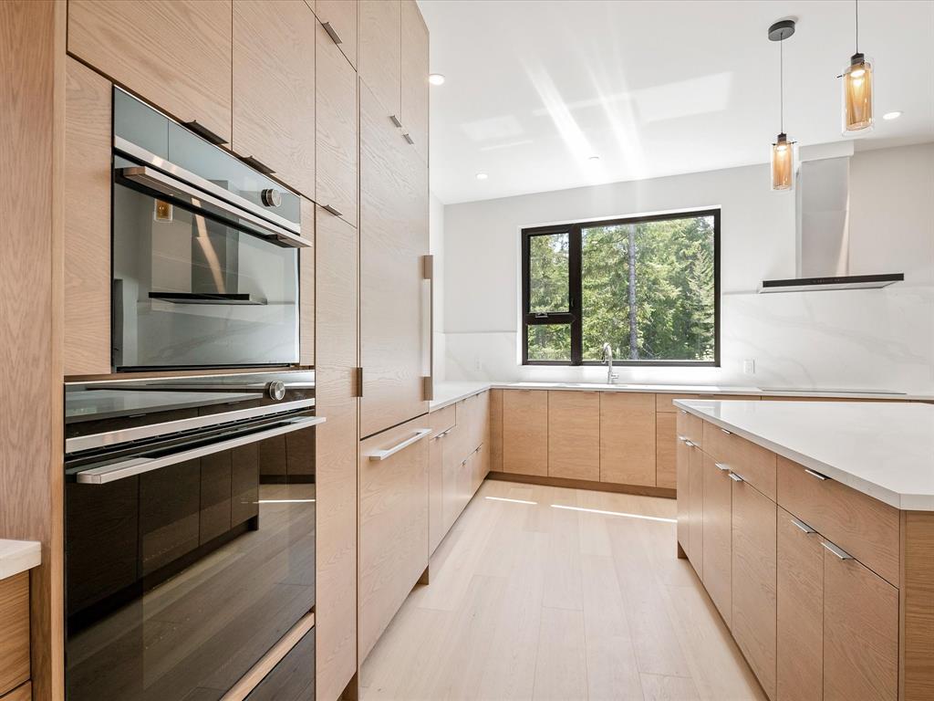 1710 River Run Place