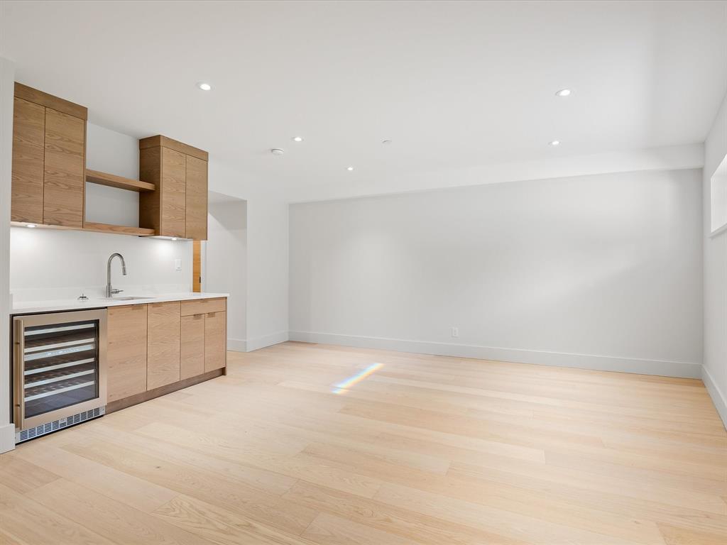 1710 River Run Place