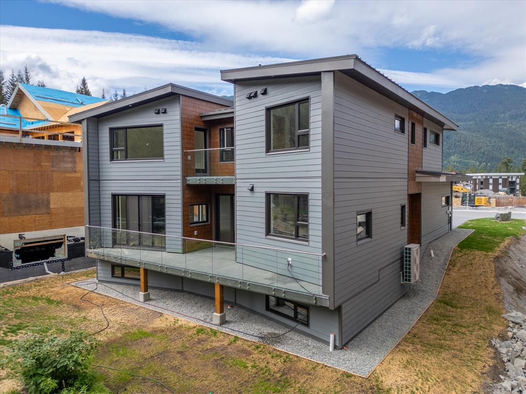 1710 River Run Place