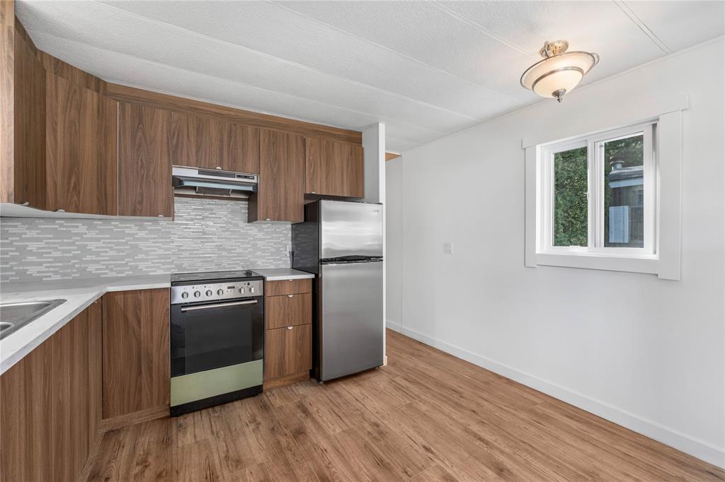 #25 – 7370 Highway 99