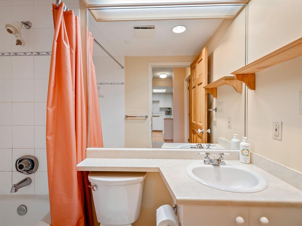 #209 – 3317 Ptarmigan Place