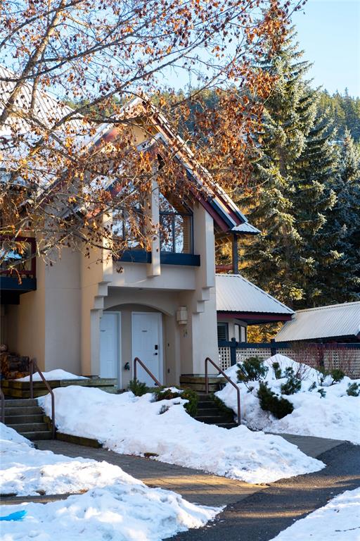 #14 – 4637 Blackcomb Way