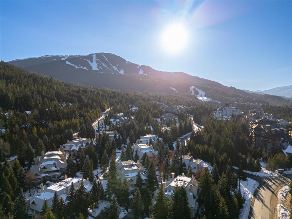 #14 – 4637 Blackcomb Way