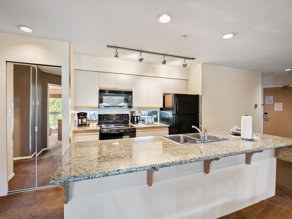 #213 – 3217 Blueberry Drive