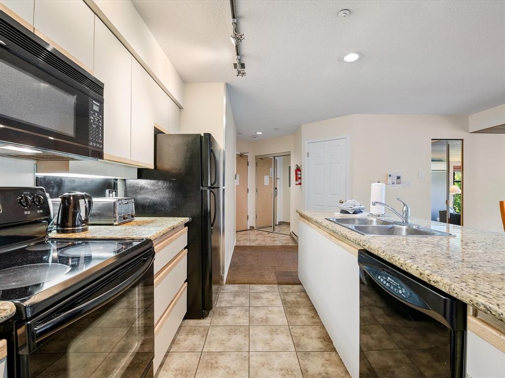 #213 – 3217 Blueberry Drive