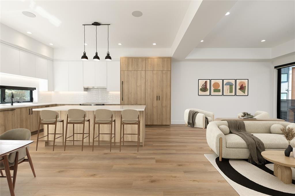 #16 – 2077 Garibaldi Way