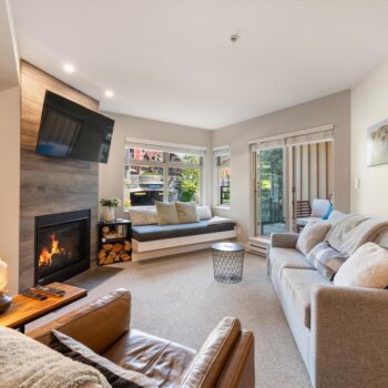 #109 – 2050 Lake Placid Road