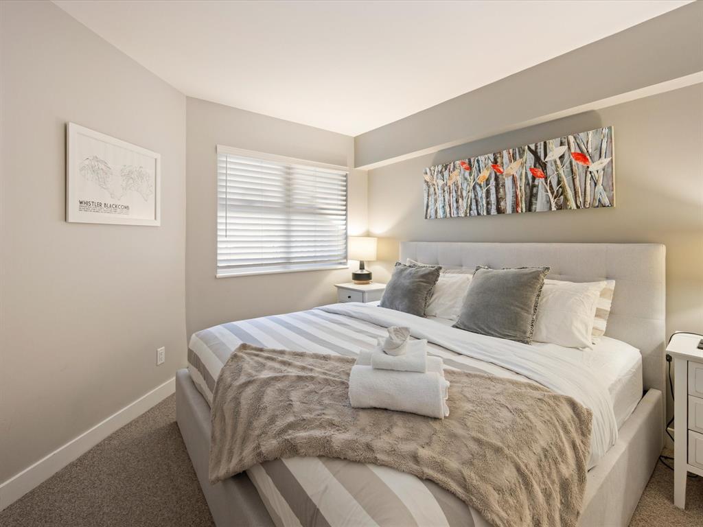 #109 – 2050 Lake Placid Road