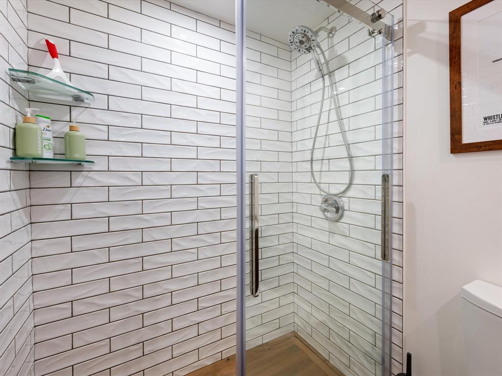 #109 – 2050 Lake Placid Road