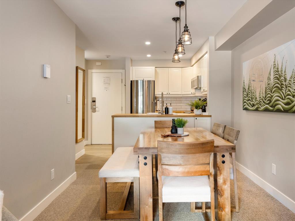 #109 – 2050 Lake Placid Road