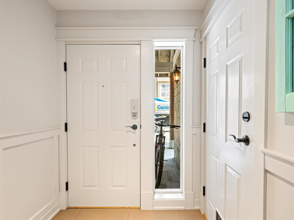 #32 – 1400 Park Street