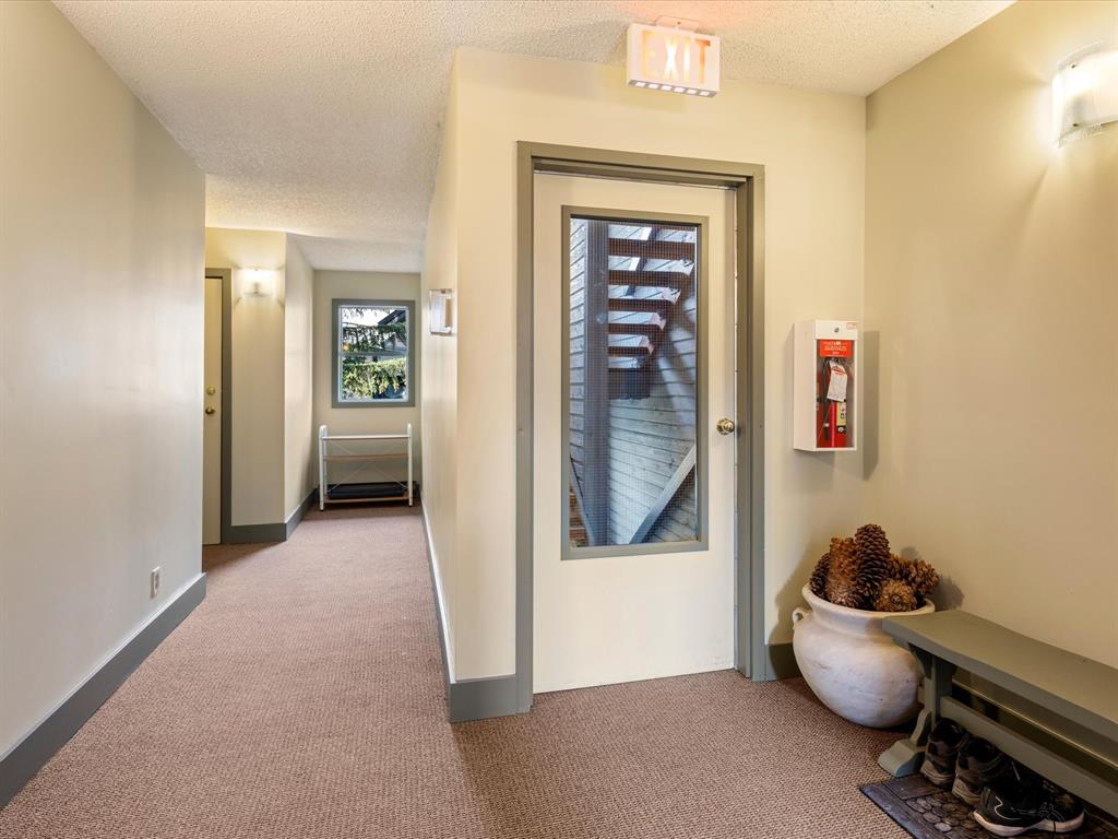 #6 – 2217 Marmot Place