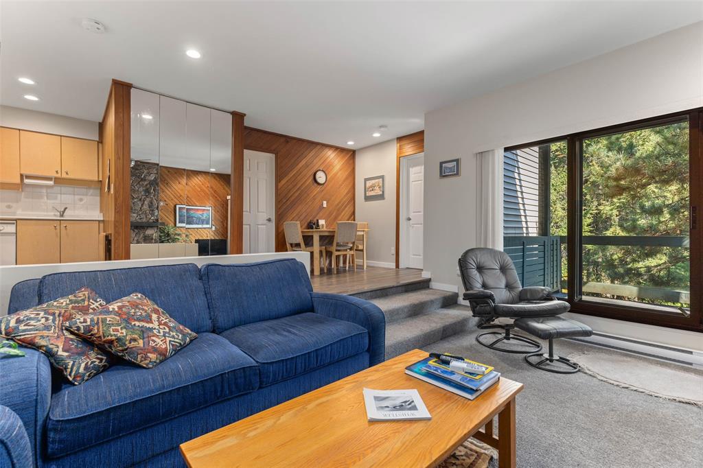 #F201 – 1400 Alta Lake Road