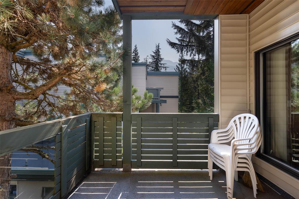 #F201 – 1400 Alta Lake Road