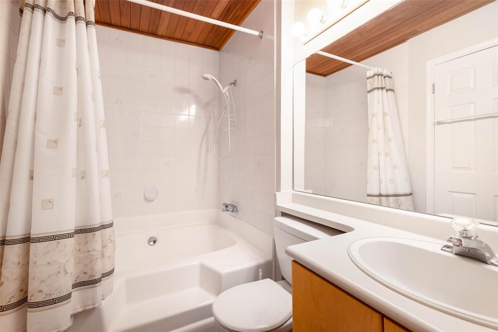 #F201 – 1400 Alta Lake Road