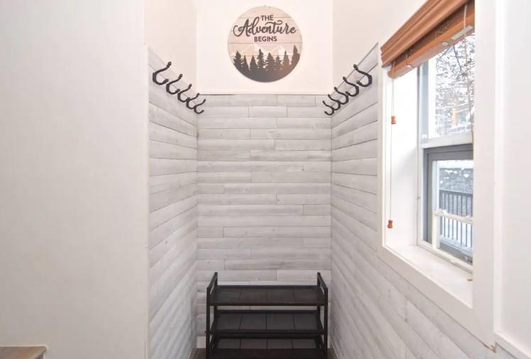 #34/34A – 4388 Northlands Boulevard