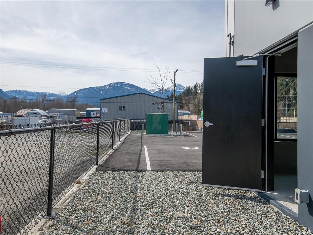 #13 – 7342 Industrial Way