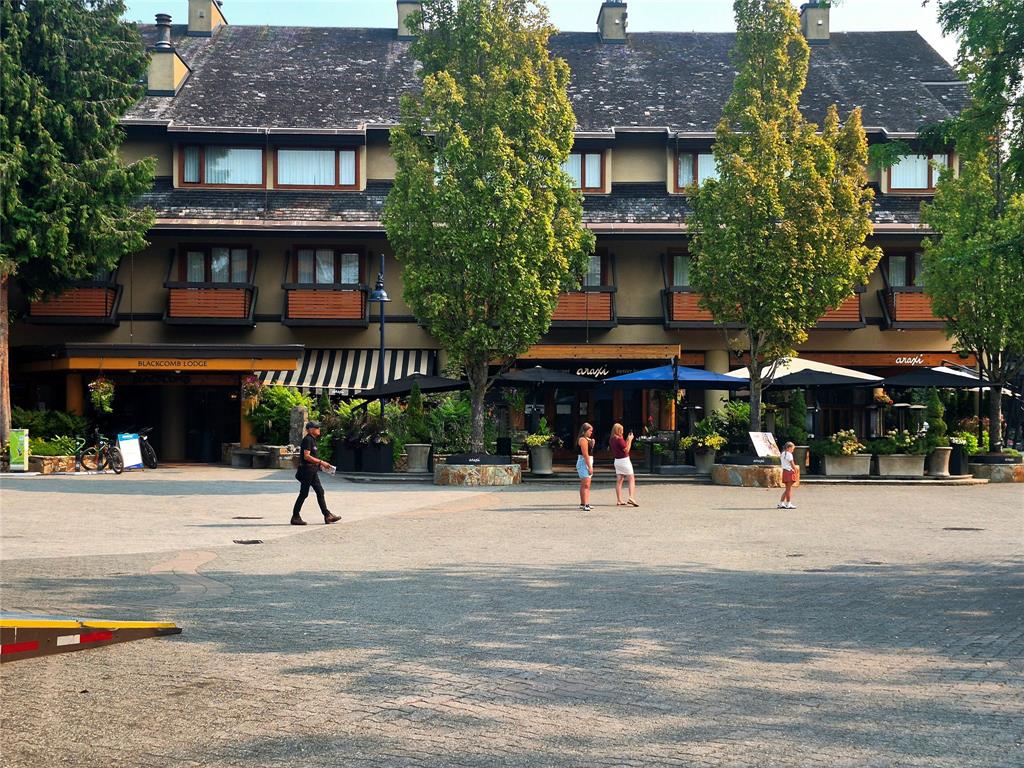 #236 – 4220 Gateway Drive